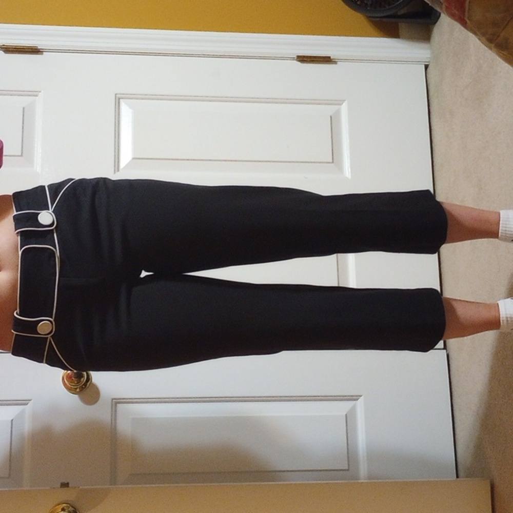 INC Black Capris with White Trim - Picture 9 of 10